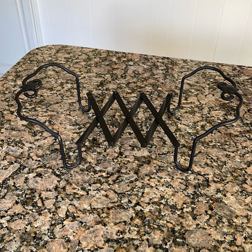 Longaberger Wrought Iron Adjustable Stand